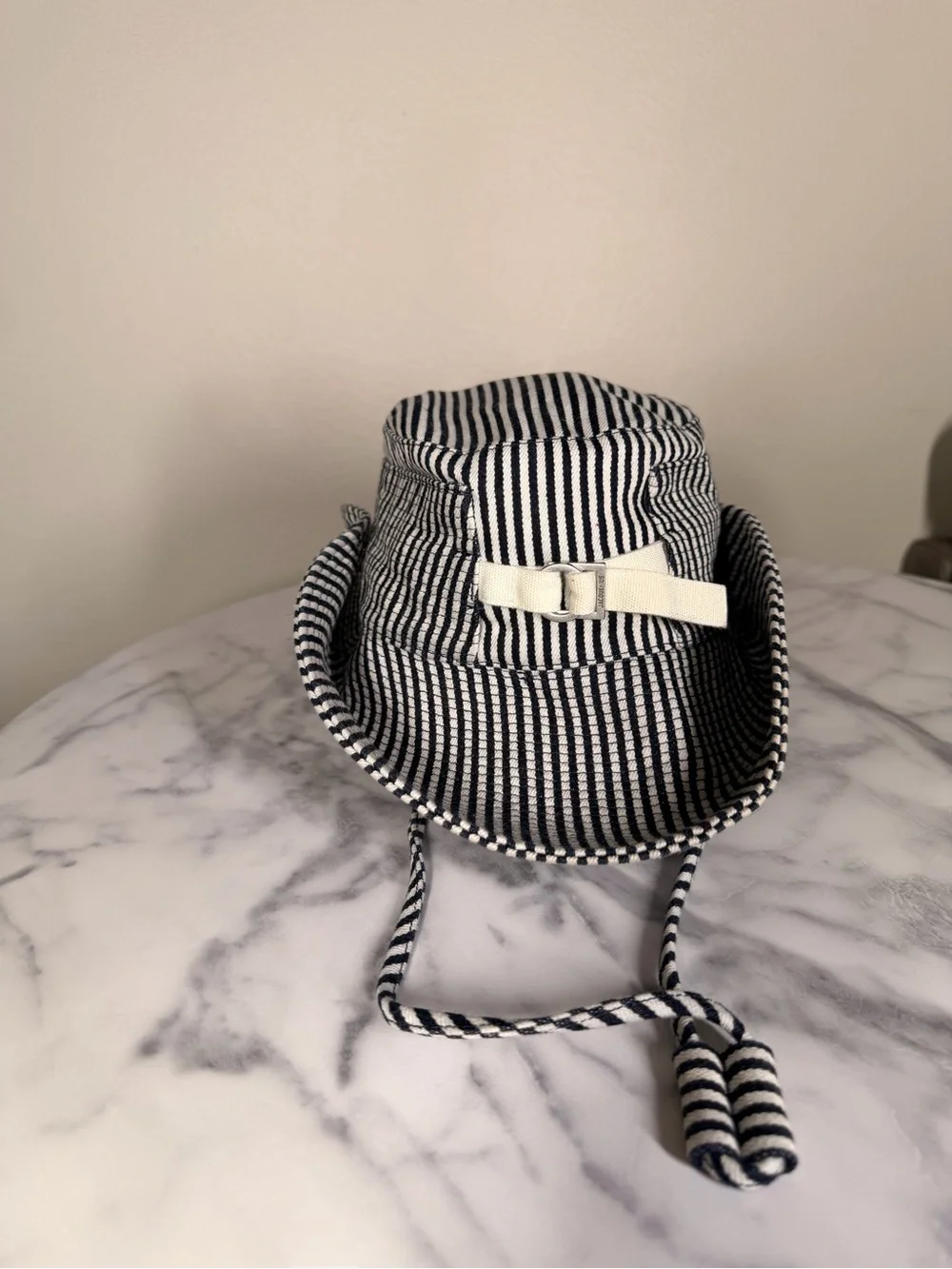 JACQUEMUS Women's Gray Le Bob De-Nimes Bucket Hat